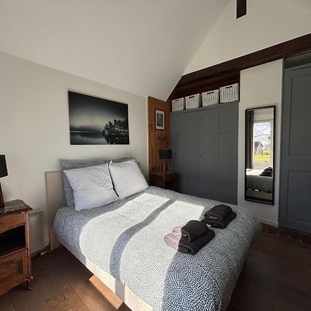 Maison Lumineuse: Spacious Garden Retreat Near Port-en-Bessin Commes Exterior photo